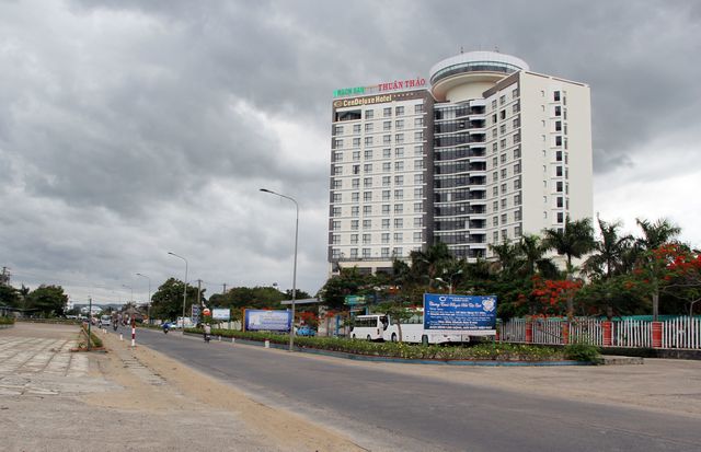 Cận cảnh khách sạn 5 sao bị rao bán 500 tỷ đồng ở Phú Yên - 2