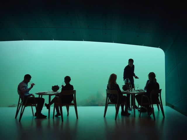 Bên trong nhà hàng dưới nước lớn nhất thế giới ở Na Uy - 6
