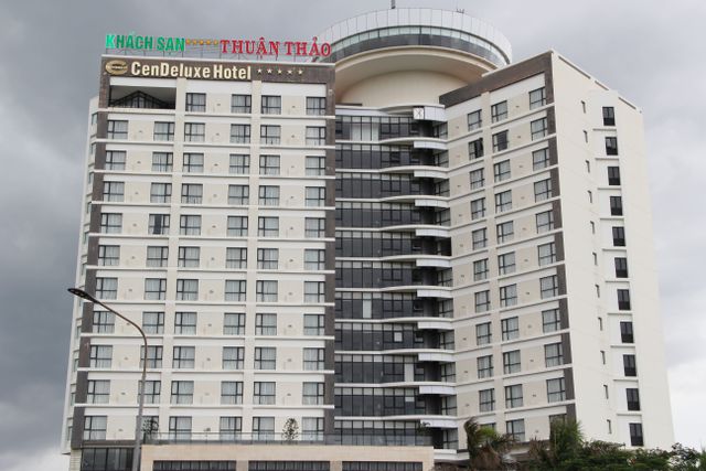 Cận cảnh khách sạn 5 sao bị rao bán 500 tỷ đồng ở Phú Yên - 4