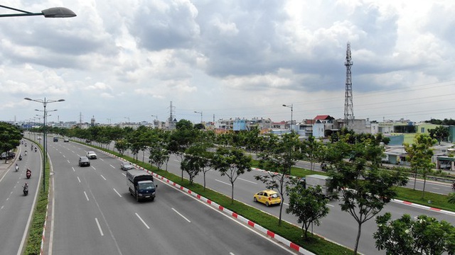Chung cư trăm hoa đua nở dọc đại lộ đẹp nhất Sài Gòn - 20